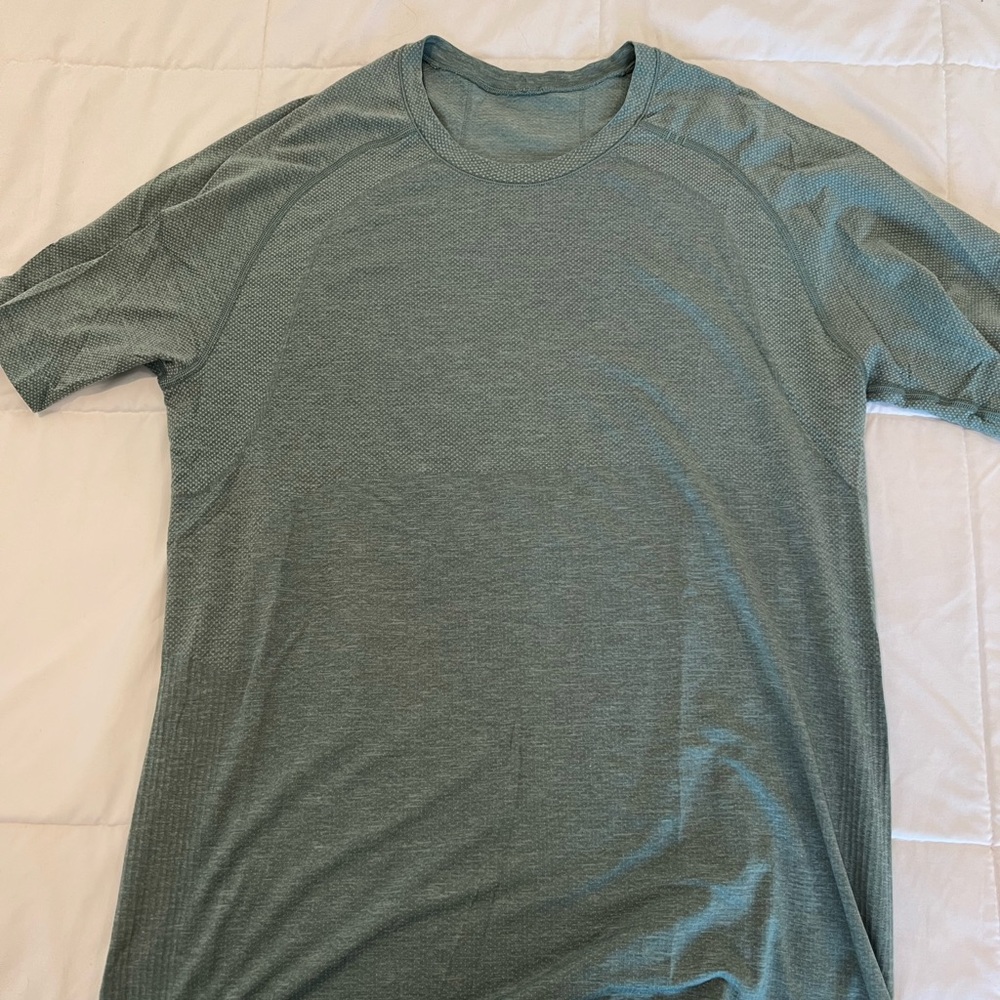 Lululemon tech tshirt